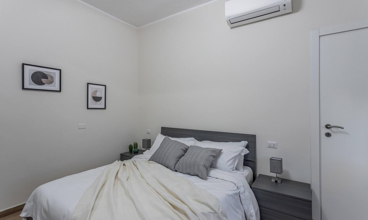Pavia Apartment | 0649PV - Ares Home
