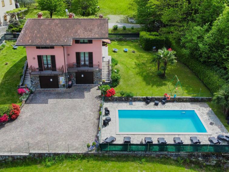 Colico House | 100 m² House ∙ 2 bedrooms ∙ 6 guests