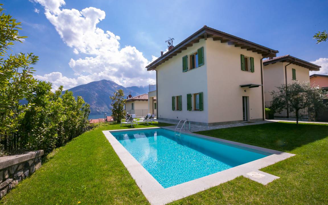 Tremezzo Villa | 100 m² Villa ∙ 6 bedrooms ∙ 12 guests