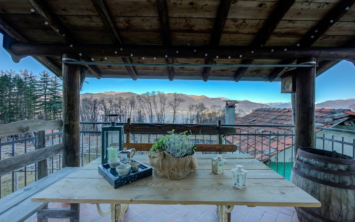 Castelveccana Villa | 100 m² Villa ∙ 2 bedrooms ∙ 4 guests