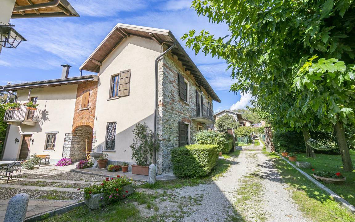 Brebbia Villa | 110 m² Villa ∙ 2 bedrooms ∙ 6 guests