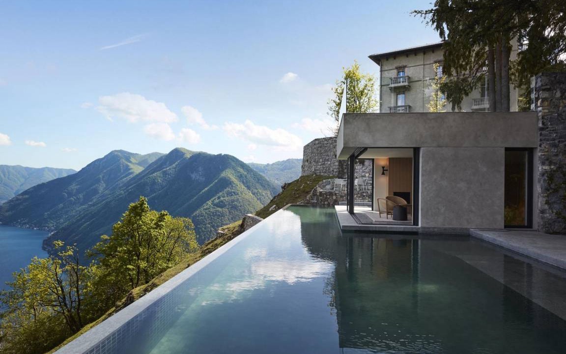 Pigra Villa | 1230 m² Villa ∙ 8 bedrooms ∙ 14 guests