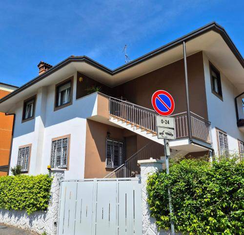 Cornaredo Apartment | 125 m² Apartment ∙ 2 bedrooms ∙ 4 guests