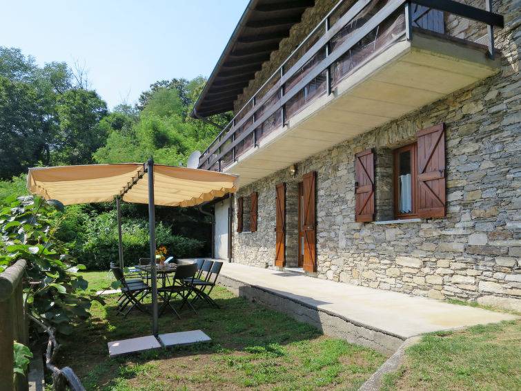 Colmegna House | 140 m² House ∙ 4 bedrooms ∙ 8 guests