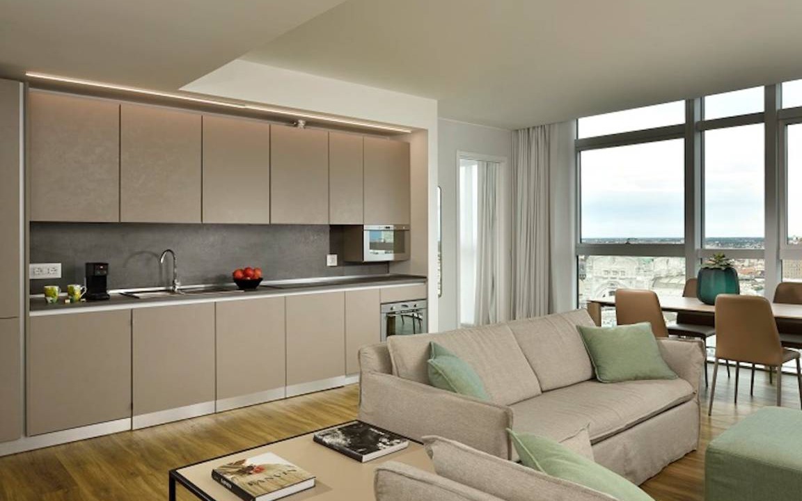 Centro Direzionale Apartment | 147 m² Apartment ∙ 3 bedrooms ∙ 8 guests