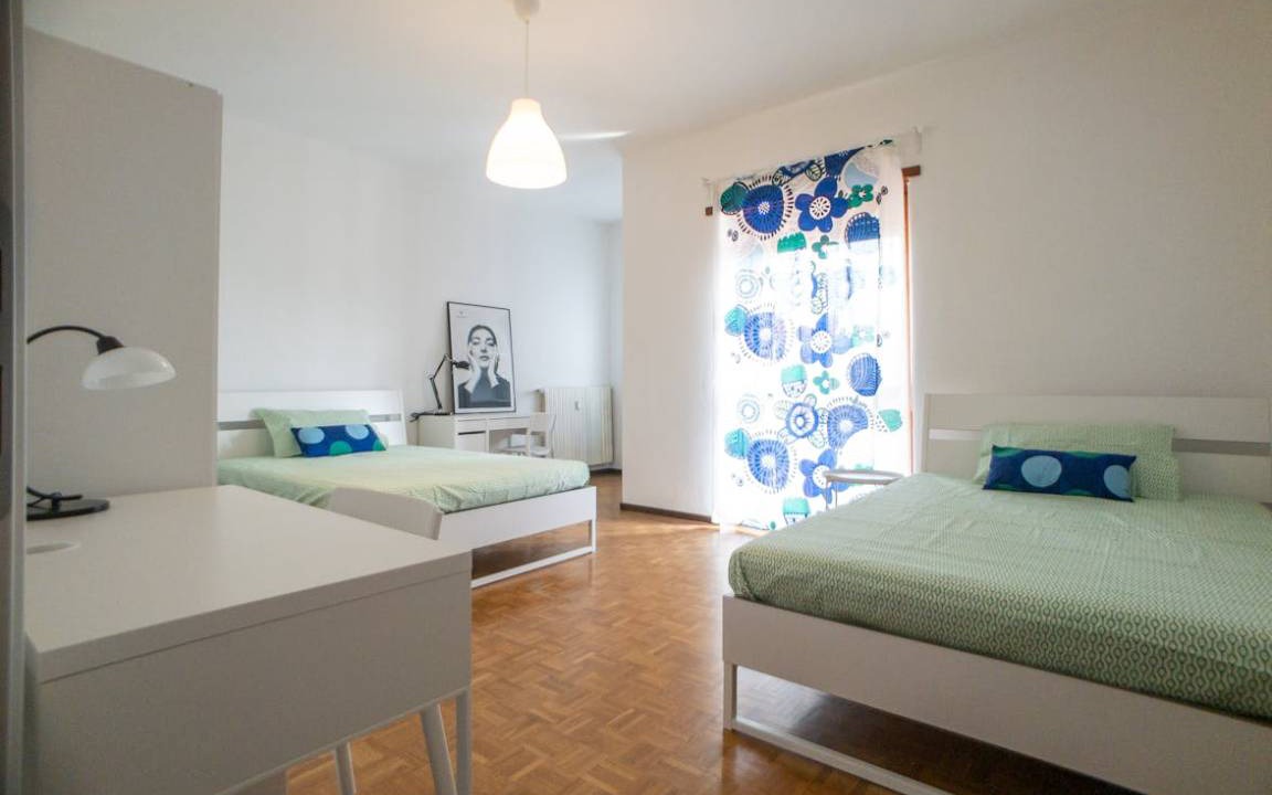 Cologno Monzese Other | 160 m² Shared room ∙ 1 bedroom ∙ 1 guest