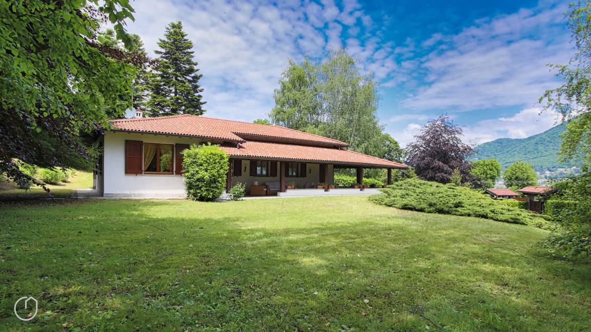 San Fedele Intelvi Villa | 160 m² Villa ∙ 4 bedrooms ∙ 7 guests