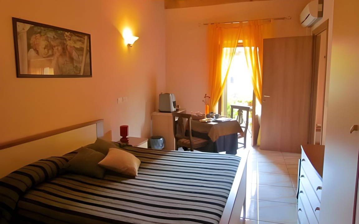Sarnico Bed & Breakfast | 20 m² Bed and breakfast ∙ 3 guests