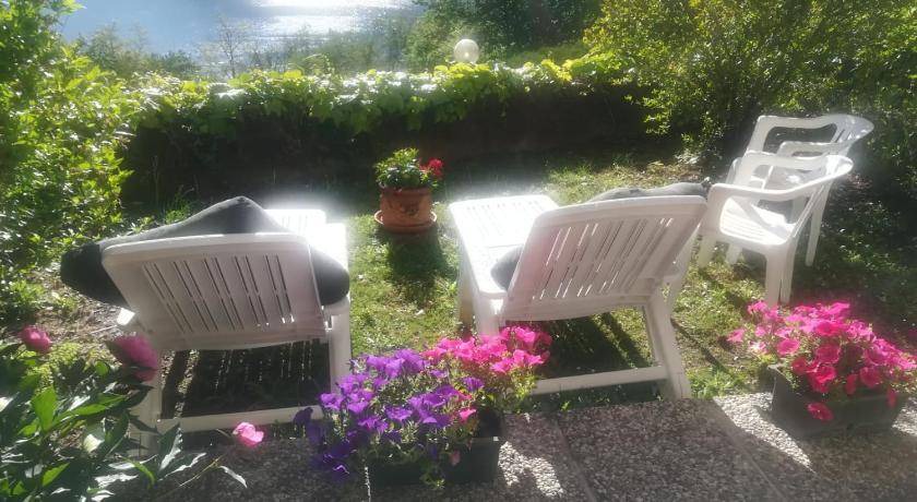 Brusimpiano Bed & Breakfast | 20 m² Bed and breakfast ∙ 5 guests