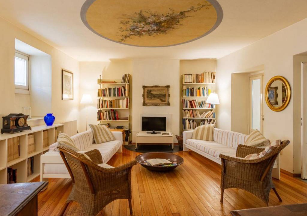 Dervio Apartment | 200 m² Apartment ∙ 3 bedrooms ∙ 6 guests