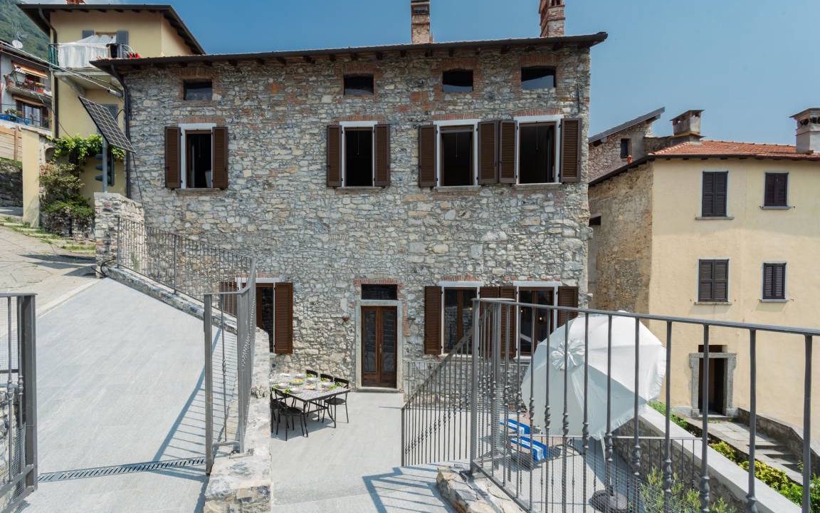 Azzano Villa | 200 m² Villa ∙ 3 bedrooms ∙ 8 guests
