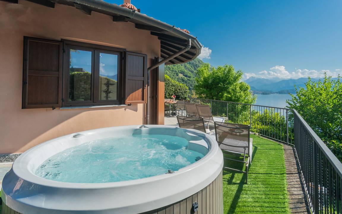 Argegno Villa | 200 m² Villa ∙ 4 bedrooms ∙ 8 guests