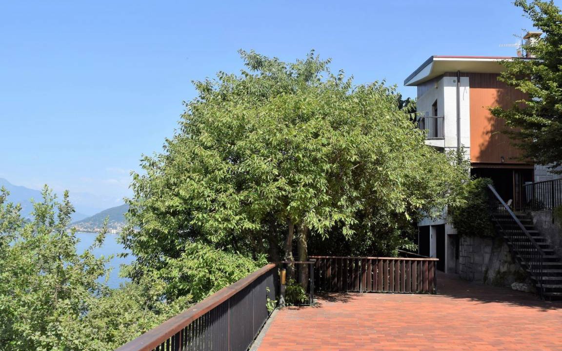 Laveno Villa | 250 m² Villa ∙ 4 bedrooms ∙ 9 guests