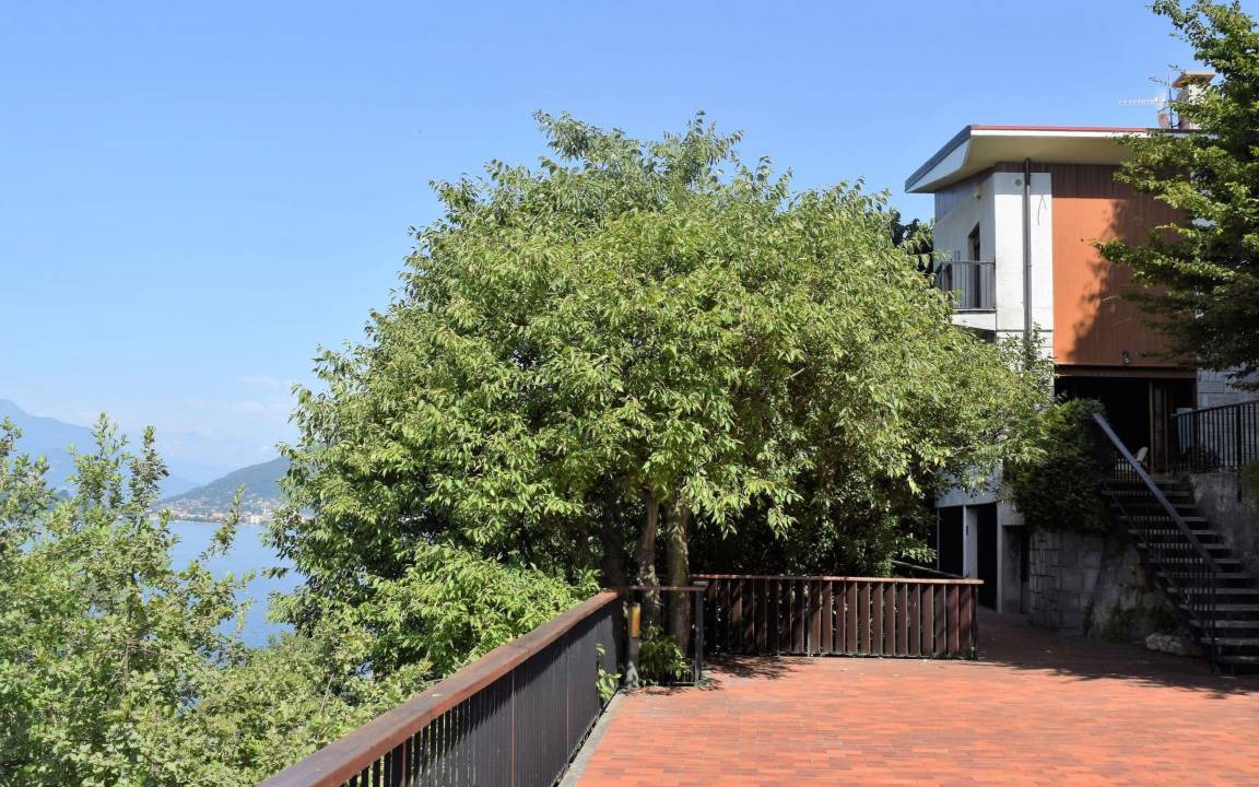 Laveno Villa | 250 m² Villa ∙ 5 bedrooms ∙ 9 guests