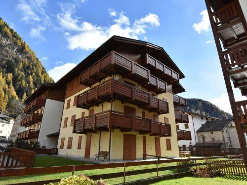 Campodolcino Apartment | 45 m² Apartment ∙ 1 bedroom ∙ 4 guests