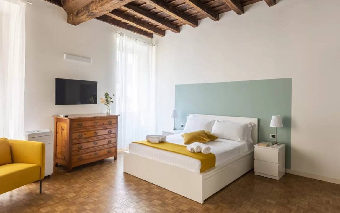 Como City Centre Apartment | 45 m² Apartment ∙ 1 bedroom ∙ 4 guests