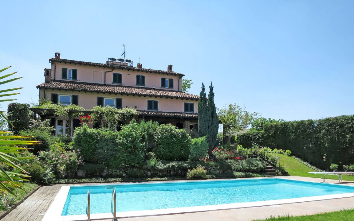 Zenevredo Villa | 450 m² Villa ∙ 5 bedrooms ∙ 10 guests