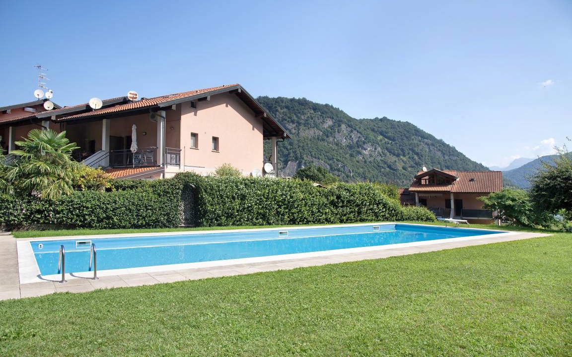 Lavena Ponte Tresa Apartment | 50 m² Apartment ∙ 1 bedroom ∙ 3 guests