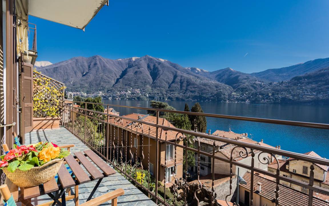 Carate Urio Apartment | 50 m² Apartment ∙ 1 bedroom ∙ 2 guests