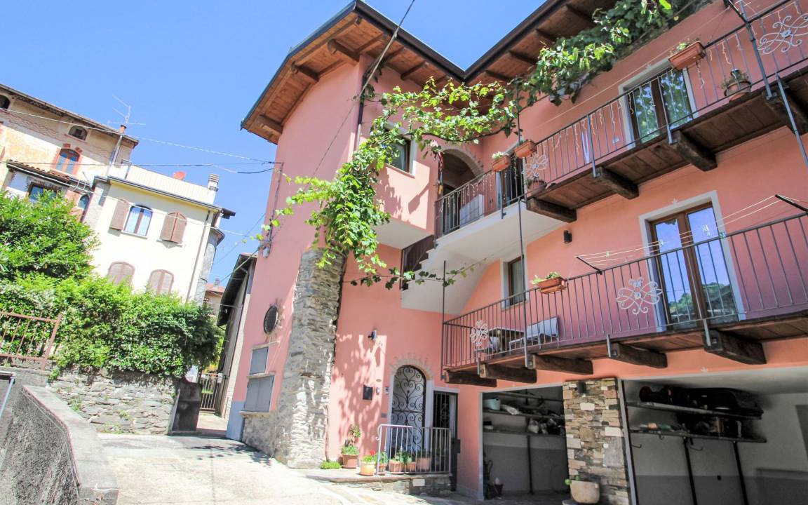Dumenza Apartment | 55 m² Apartment ∙ 1 bedroom ∙ 4 guests