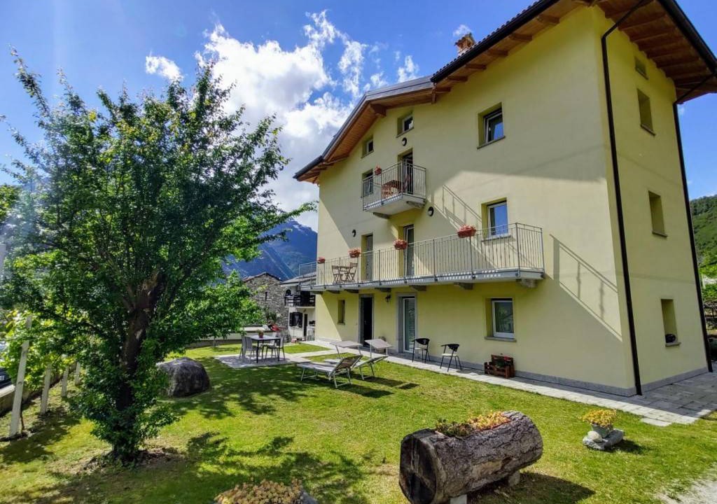 Novate Mezzola Apartment | 60 m² Apartment ∙ 2 bedrooms ∙ 5 guests
