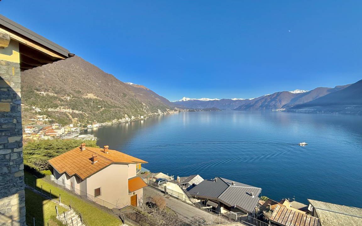 Argegno Apartment | 60 m² Apartment ∙ 2 bedrooms ∙ 4 guests