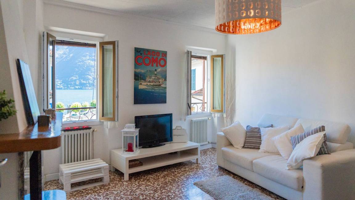 Argegno Apartment | 70 m² Apartment ∙ 1 bedroom ∙ 5 guests