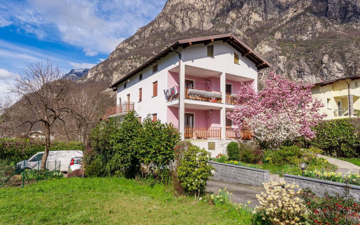 Novate Mezzola Apartment | 80 m² Apartment ∙ 3 bedrooms ∙ 6 guests