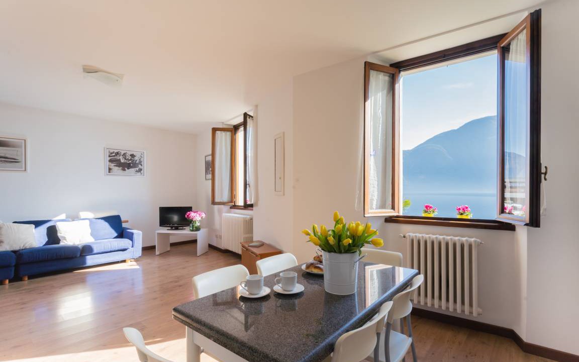 Azzano Apartment | 85 m² Apartment ∙ 2 bedrooms ∙ 6 guests