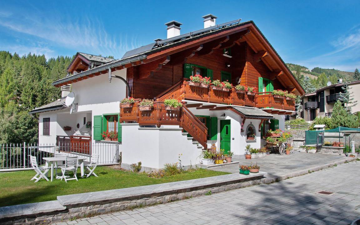 Madesimo Apartment | 85 m² Apartment ∙ 2 bedrooms ∙ 4 guests