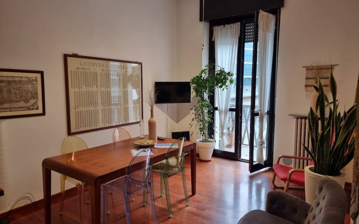 Centro Direzionale Apartment | 90 m² Apartment ∙ 2 bedrooms ∙ 4 guests