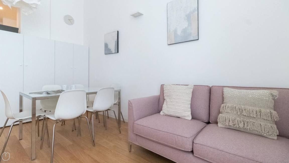 Central Station Apartment | 90 m² Apartment ∙ 3 bedrooms ∙ 5 guests