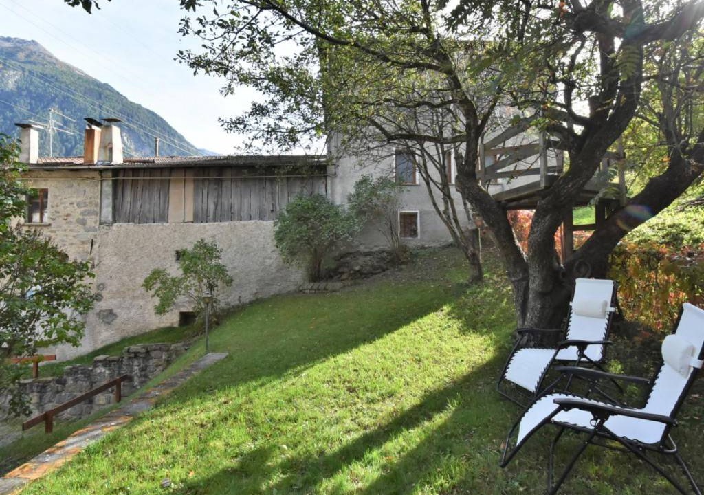 Valdisotto Apartment | 90 m² Apartment ∙ 2 bedrooms ∙ 4 guests