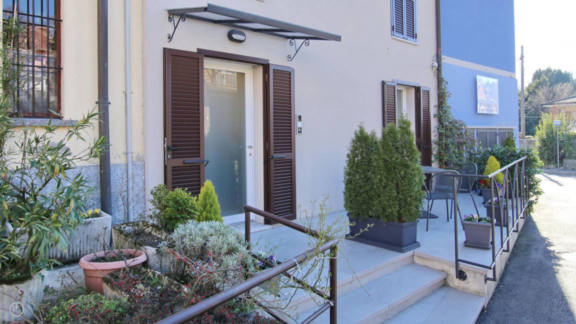 San Fermo della Battaglia Apartment | 90 m² Apartment ∙ 3 bedrooms ∙ 5 guests