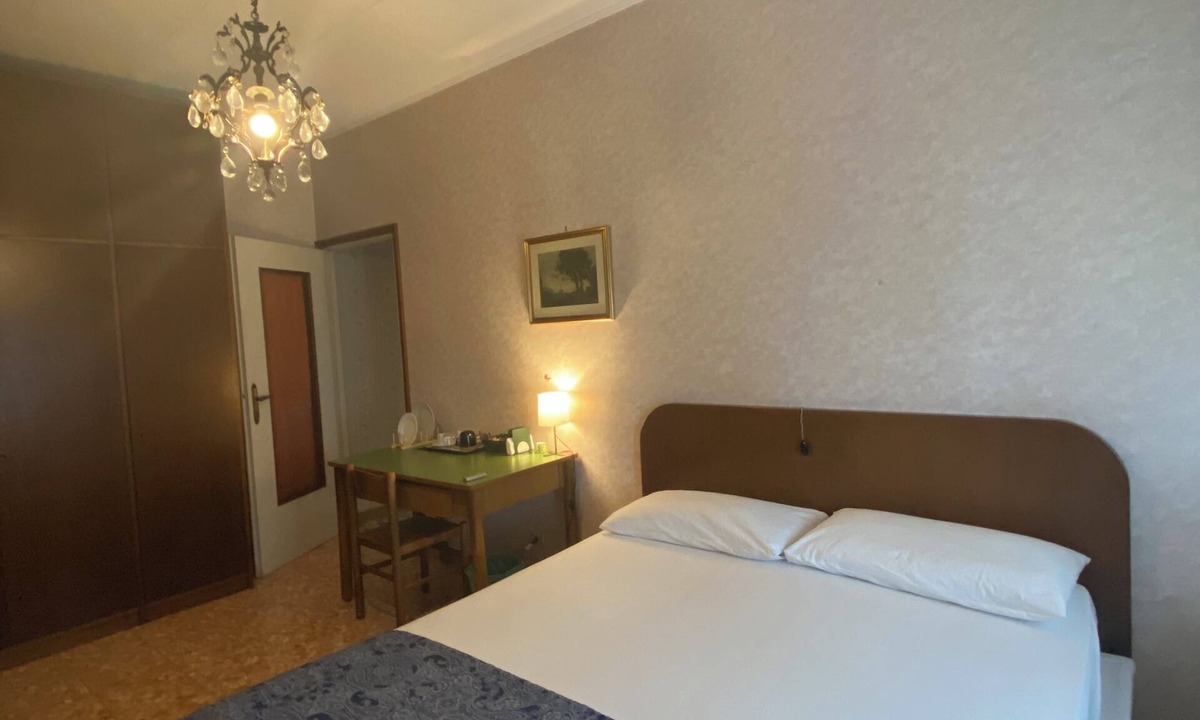 Bicocca House | A 15 Minuti Dalla Stazione Centrale Camera Singola con Letto Matrimoniale