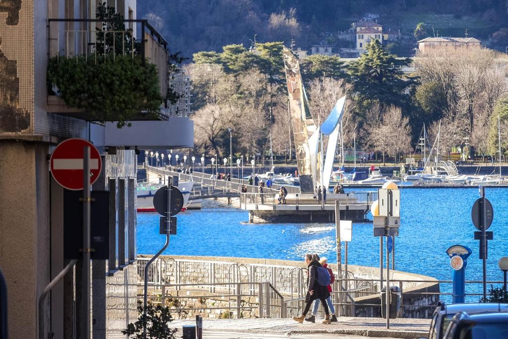 Como Apartment | Al Piccolo Molo