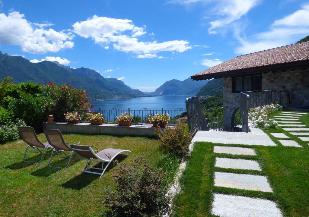 Visgnola Apartment | ALBA e TRAMONTO Appartamenti vista lago