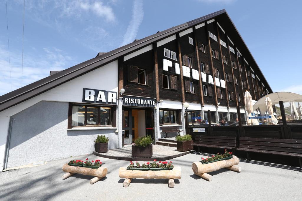 Passo dello Stelvio Hotel | Albergo Quarto Pirovano