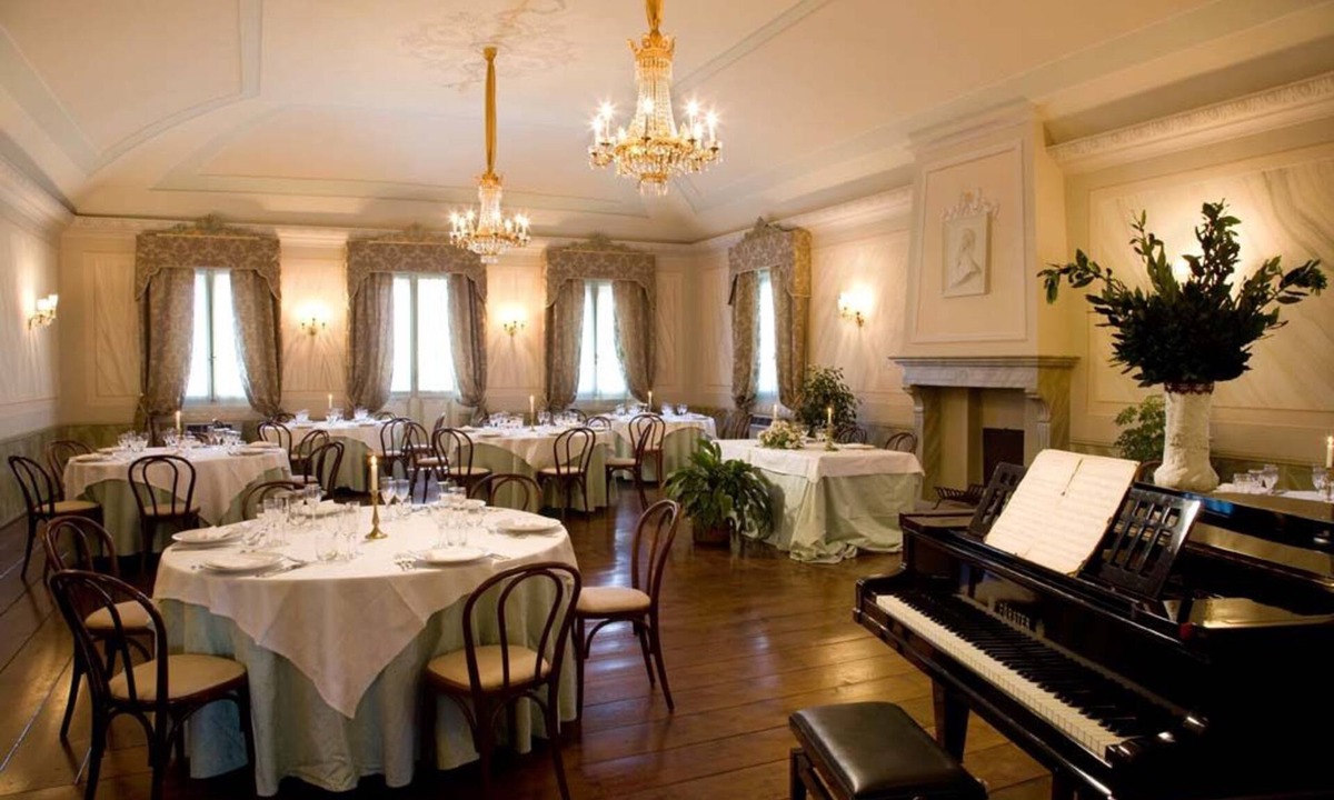 Busseto Hotel | Alle Roncole