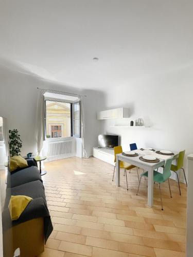 Centro Direzionale Apartment | Ampio e accogliente bilocale - Fara 1, Porta Nuova