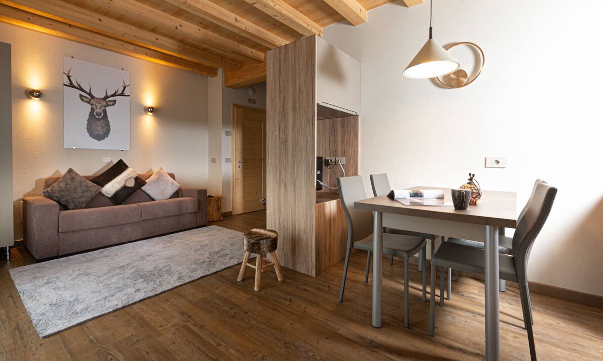 Livigno Apartment | Apartment 'Bondi Chalet St Antoni' with Mountain Views & Wi-Fi
