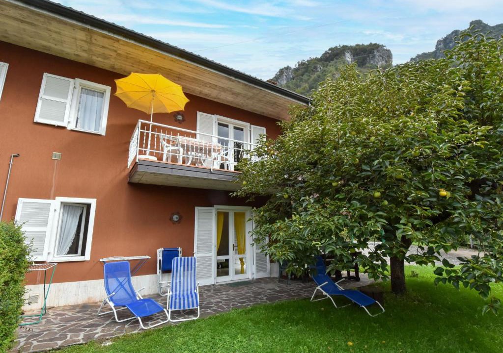 Vesta Apartment | Apartment Villa Laura by Interhome