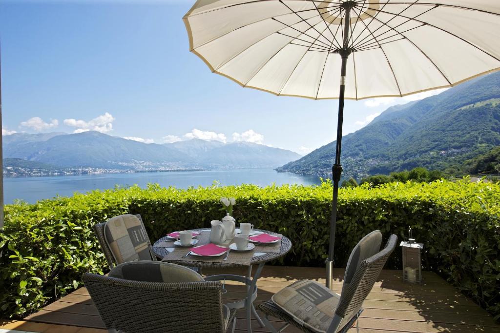 Pino Lago Maggiore Apartment | Appartamenti Vista da Sogno