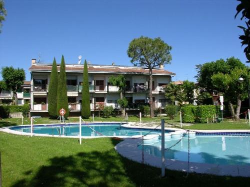 Colombare Apartment | Appartamento Genziana - con vista piscina e garage