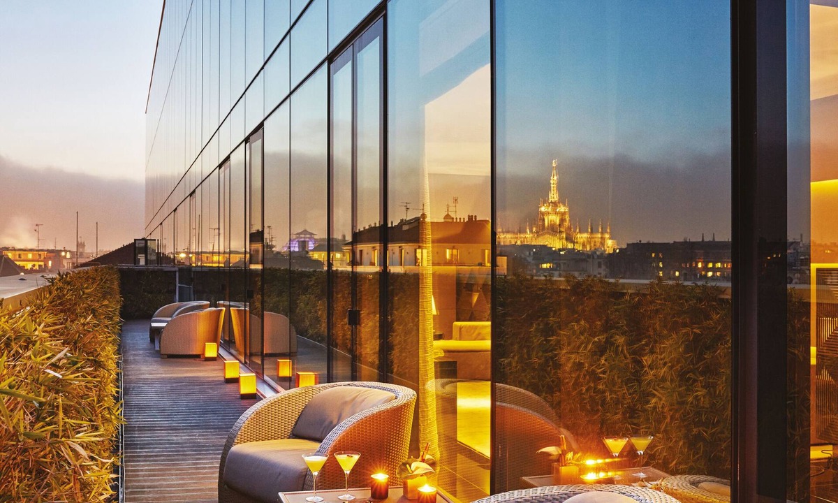 Borgonuovo Hotel | Armani Hotel Milano