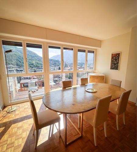 Lecco Apartment | Art & Lake Apartment