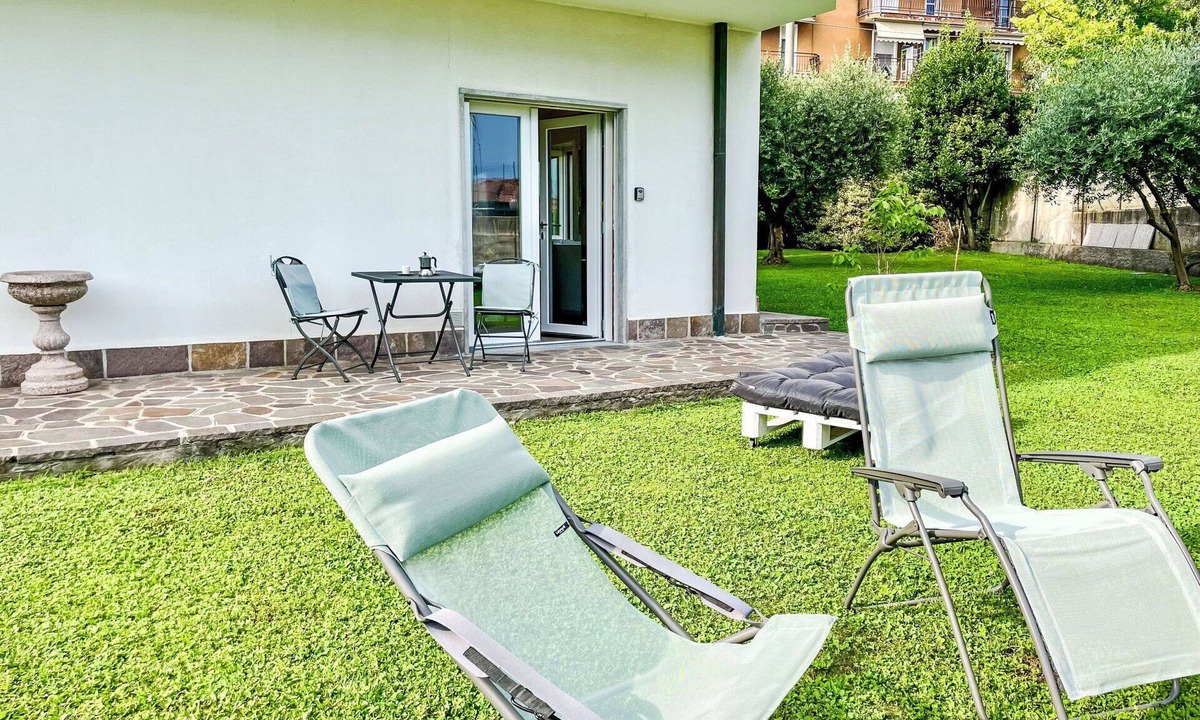 Abbadia Lariana Apartment | Beautiful apartment for 4 people with WIFI, A/C, TV and patio