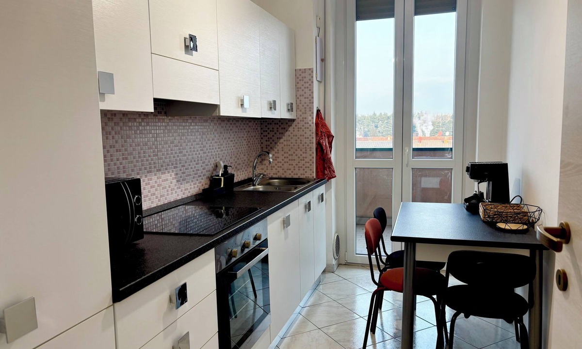 Arcore Apartment | {Bellavista Apartment} comfortable panoramic accommodation near Monza