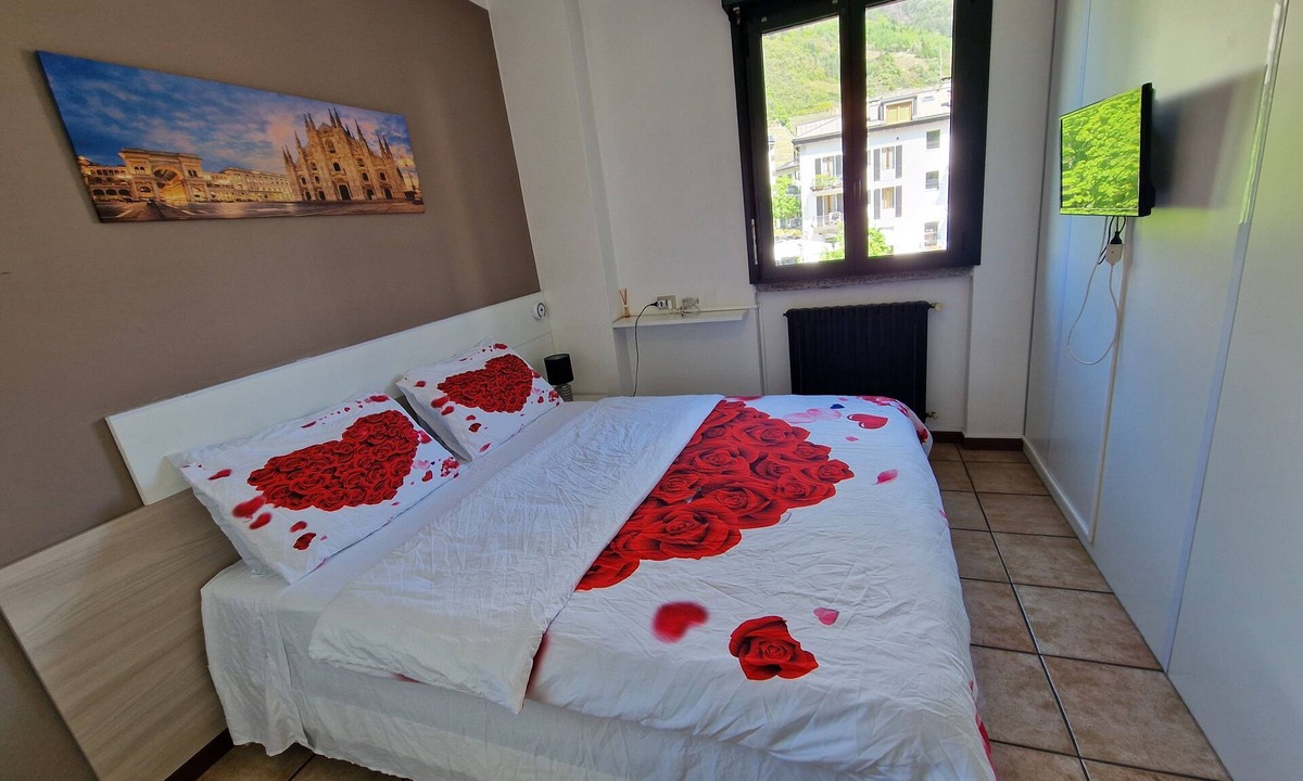 Tirano Apartment | BERNINA STATION CENTRE APARTMENT - TIRANO