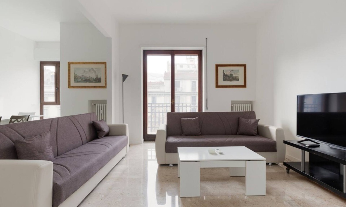 Zona Risorgimento Apartment | Bright Apartment in Milan